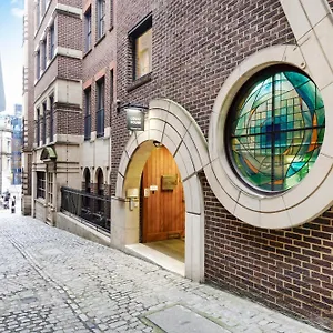 Monument Serviced By Lovelystay Aparthotel London